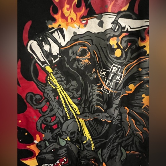 Like New Reason Graphic Tee, Size Medium - Picture 2 of 5